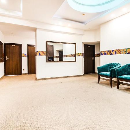 Fabhotel Le Monarque Чандигарх Экстерьер фото