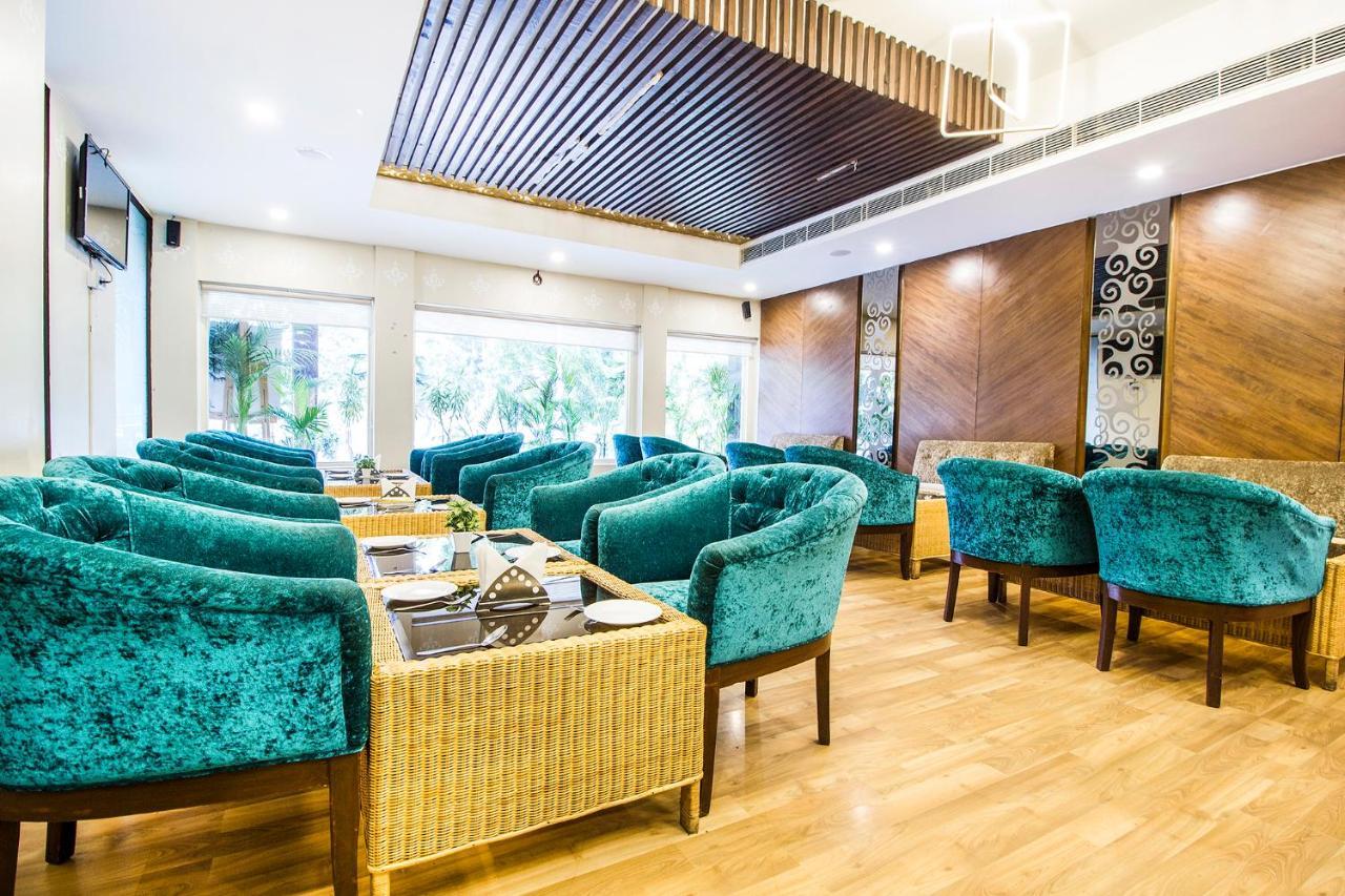 Fabhotel Le Monarque Чандигарх Экстерьер фото